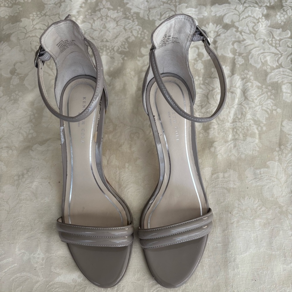 Kenneth Cole Taupe Open Toe Heels, Size 8.5 Medium - Picture 2 of 11